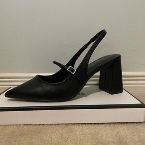 Classic Black Pointed Slingback Pumps - Women